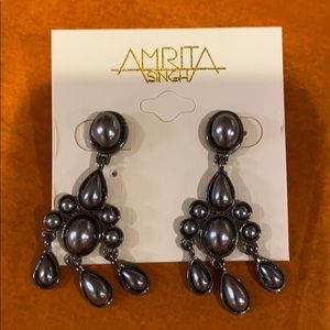 Amrita Singh chandelier earring